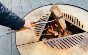 Gartenfeuer Zange