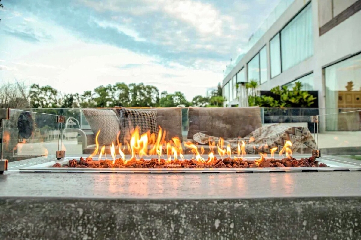 Element_Feuertisch_Gasfeuerstelle_Hampton_4260107318446_3 (1)
