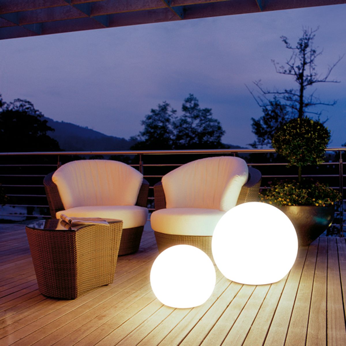 Moonlight Vollkugel weiß mit flex. Sockel und Kabel in versch. Größen – Bild 6